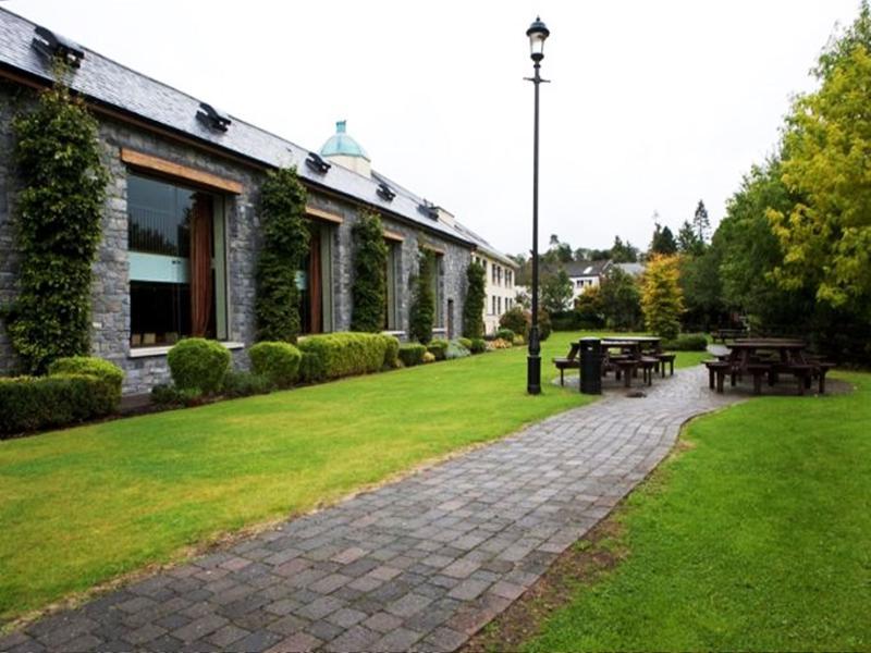 Court Yard Hotel Leixlip Exteriér fotografie